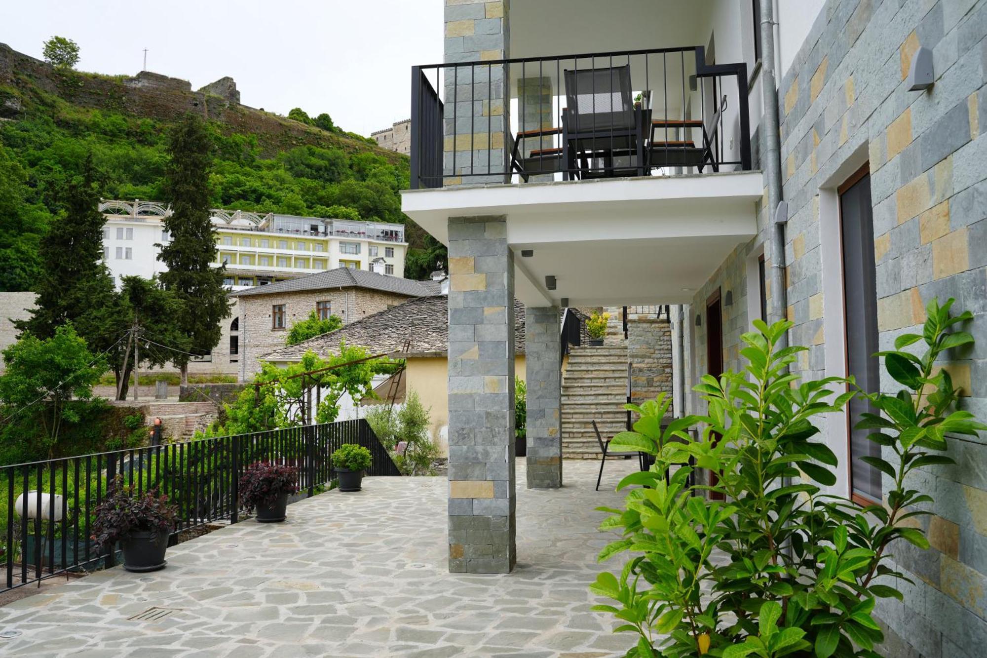 Gjirokastër Castlefront Villa מראה חיצוני תמונה