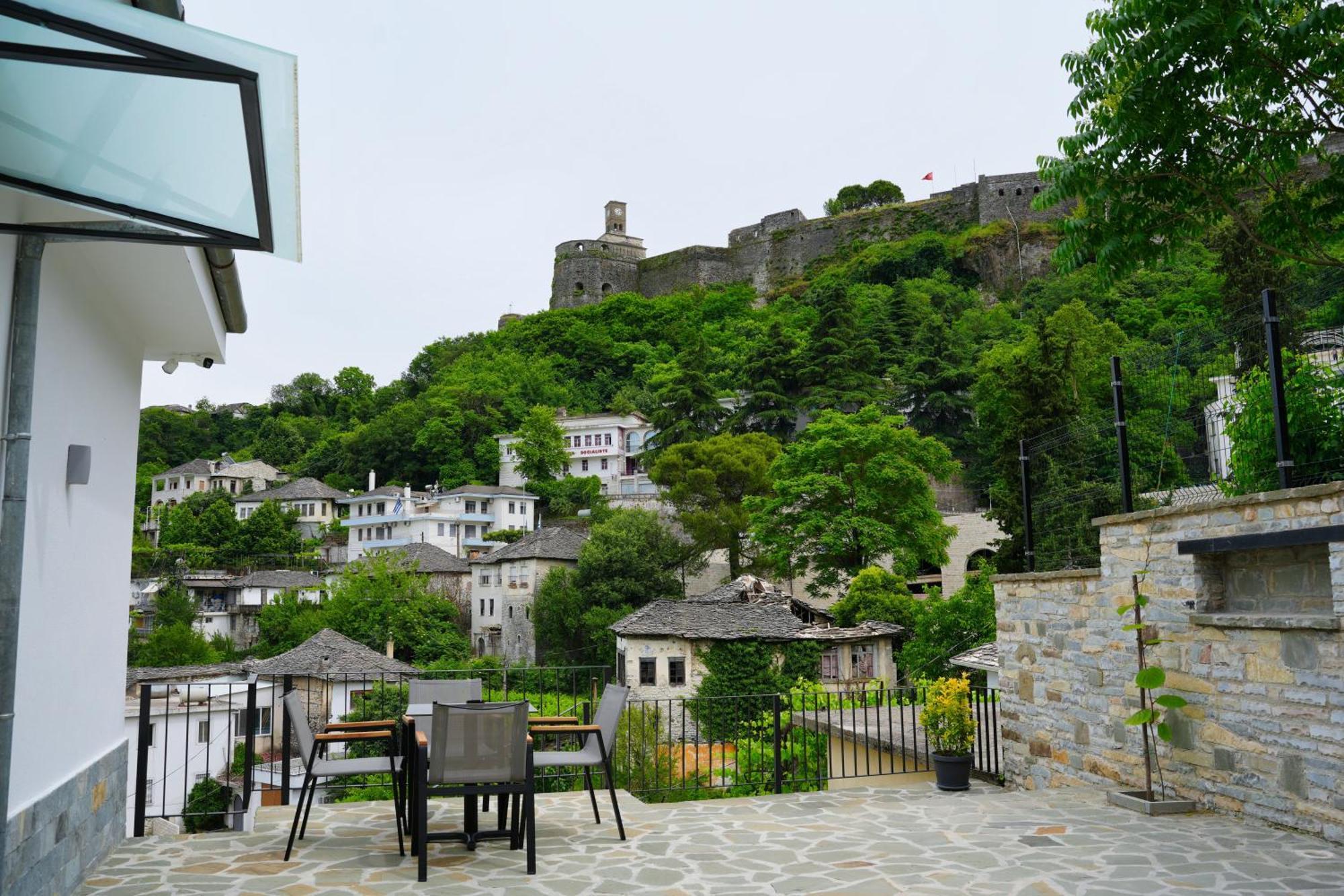 Gjirokastër Castlefront Villa מראה חיצוני תמונה